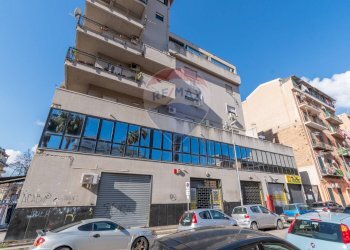 Edificio all\'aperto - Office via Dei Cantieri
 
2 /n, Palermo - photo 1