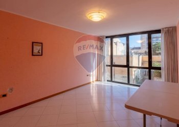 Stanza vuota - Office via Dei Cantieri
 
2 /n, Palermo - photo 16