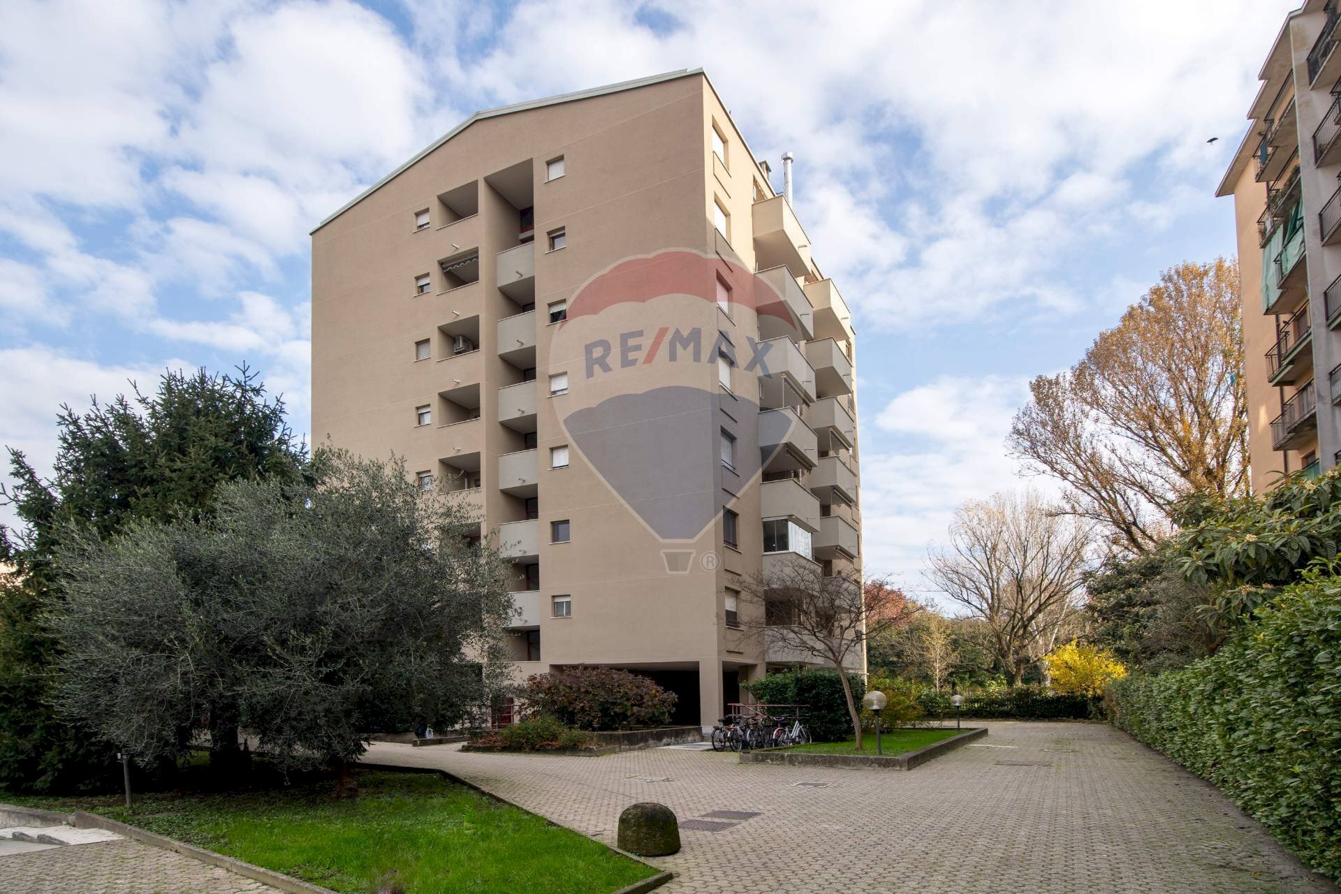 Edificio all\'aperto - Three-room apartment Via Sabatino Lopez
 
5, Milano - photo 1