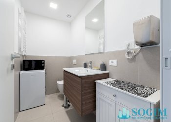 BAGNO 1 - Office via Piave
 
29, Mariano Comense - photo 13