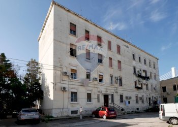 Edificio all\'aperto - Trilocale Strada Scannicchio
 
2, Bari - foto 2