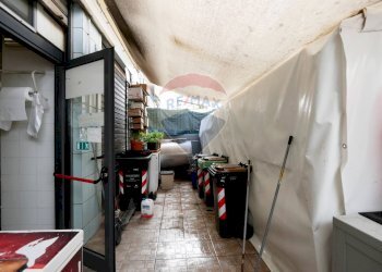 Parcheggio - Locale Commerciale Via Palmiro Togliatti
 
6-8, Polignano a Mare - foto 15