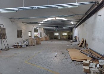 Magazzino - Shed viale Darfo Dallai, Carpi - photo 1