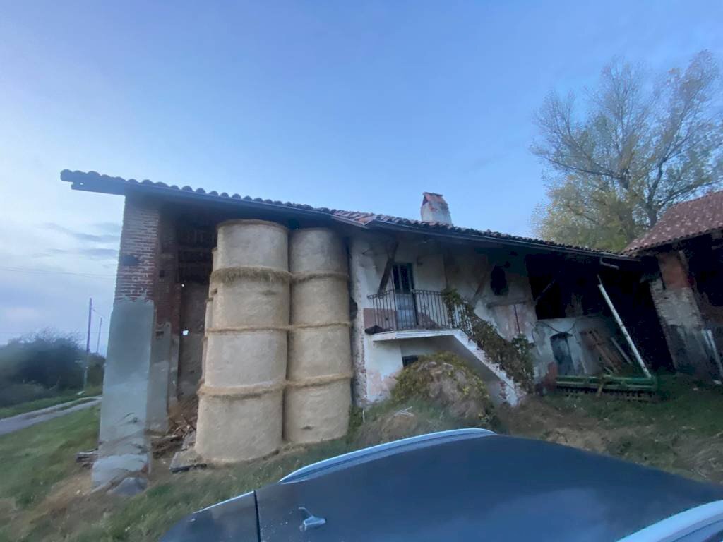 Facciata - Rustico via Cuneo, 81B, Pianfei - foto 3