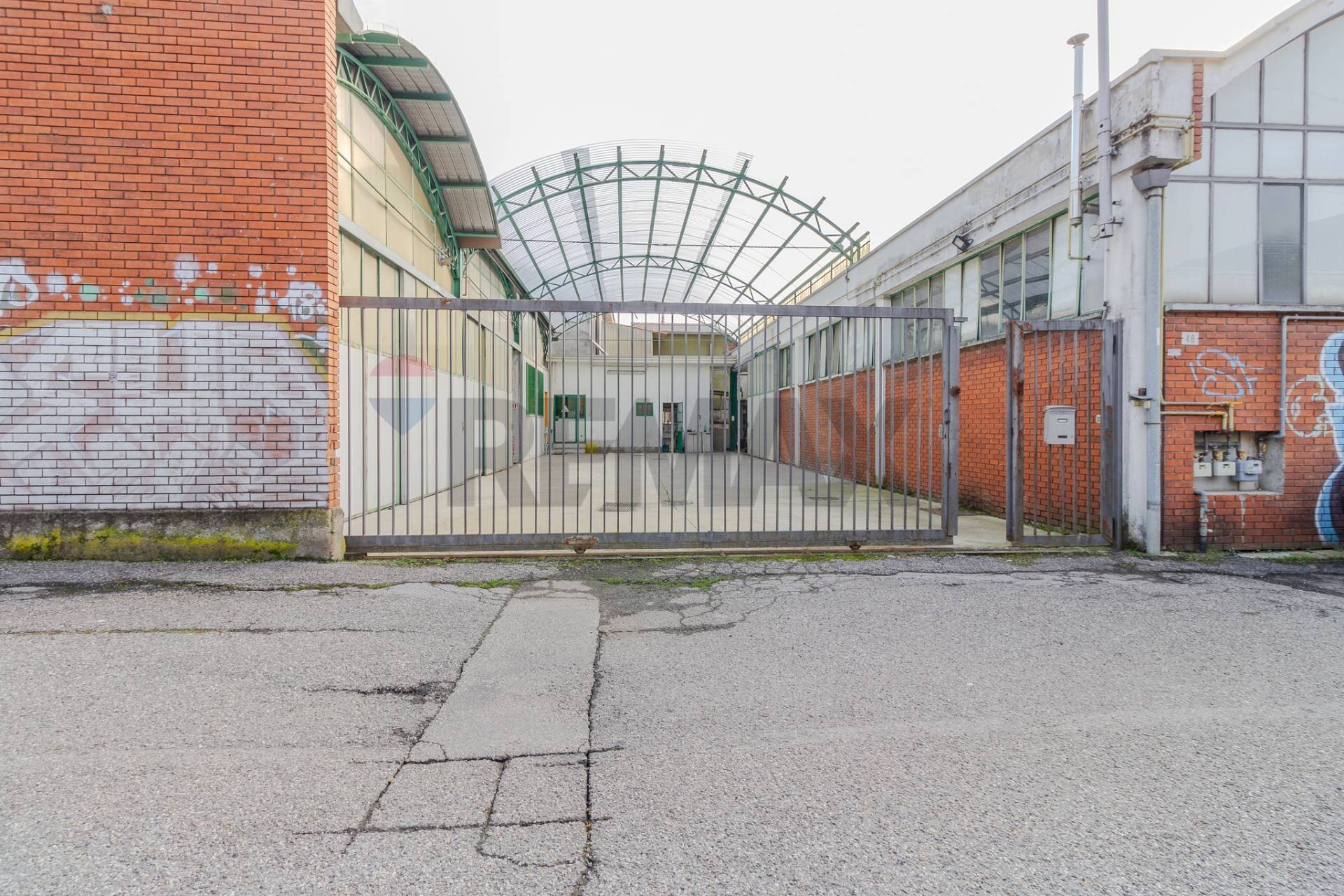 Edificio all\'aperto - Capannone Via 4 Novembre
46, Cabiate - foto 2