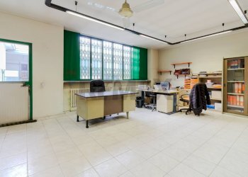 Ufficio - Shed Via 4 Novembre
 
46, Cabiate - photo 34