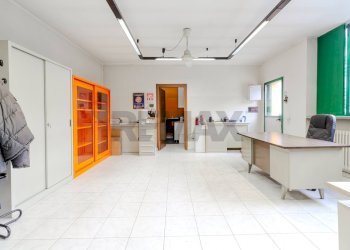 Soggiorno - Shed Via 4 Novembre
 
46, Cabiate - photo 37