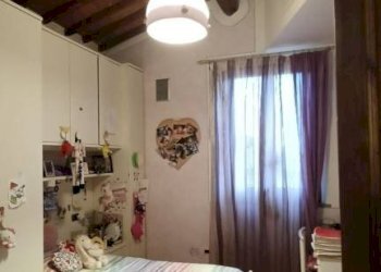 Camera da letto - Quadrilocale via Michelangelo Buonarroti, Montelupo Fiorentino - foto 19