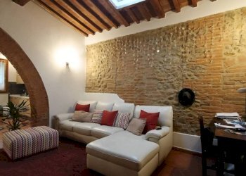 Salone - Quadrilocale via Michelangelo Buonarroti, Montelupo Fiorentino - foto 1