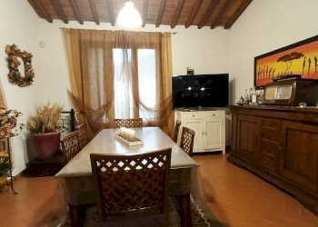 Sala da pranzo - Quadrilocale via Michelangelo Buonarroti, Montelupo Fiorentino - foto 3