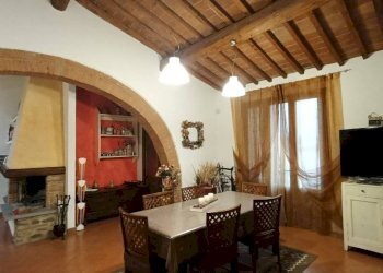 Sala da pranzo - Quadrilocale via Michelangelo Buonarroti, Montelupo Fiorentino - foto 5