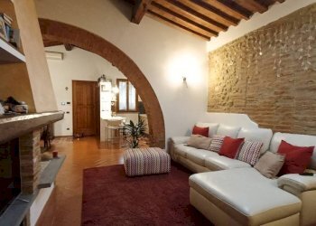 Salone - Quadrilocale via Michelangelo Buonarroti, Montelupo Fiorentino - foto 15