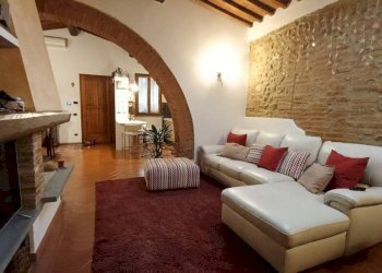 Salone - Quadrilocale via Michelangelo Buonarroti, Montelupo Fiorentino - foto 16