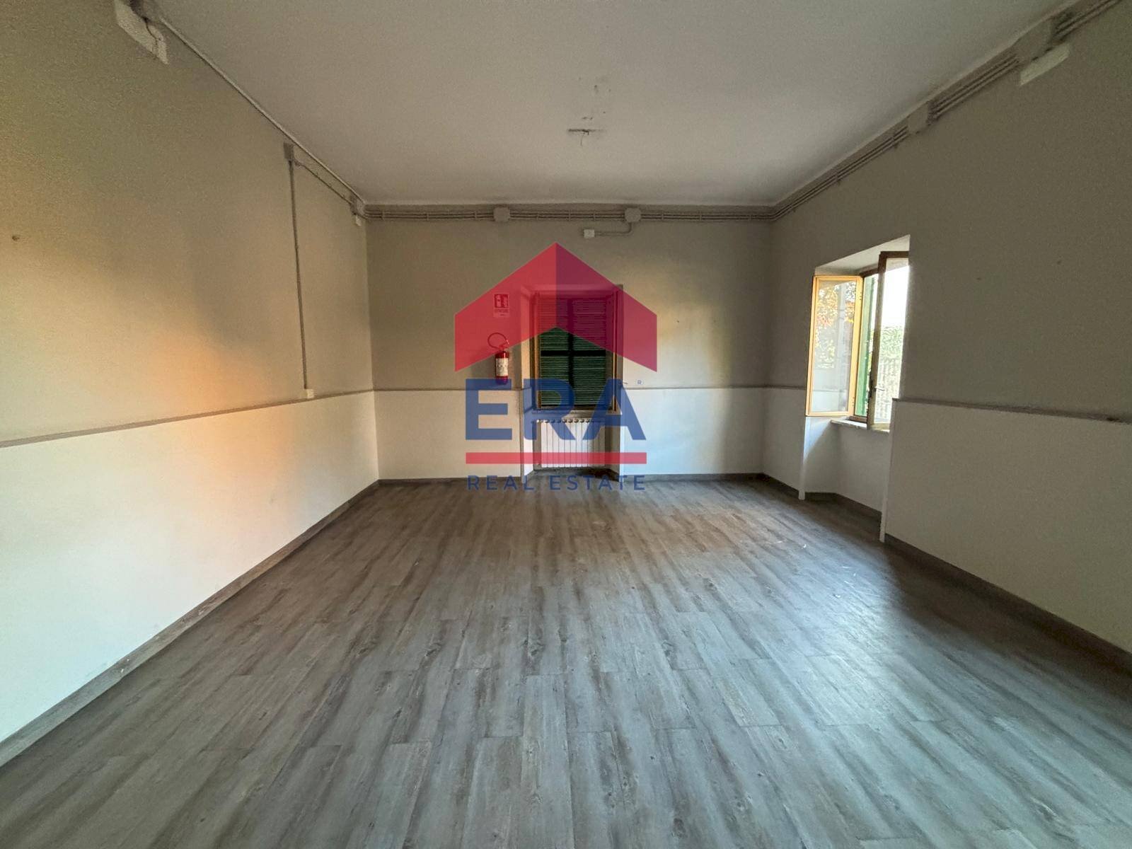 Foto 3 - Office via della Folgarella
 
88, Ciampino - photo 3