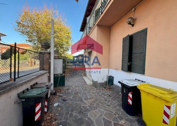 Foto 17 - Office via della Folgarella
 
88, Ciampino - photo 17