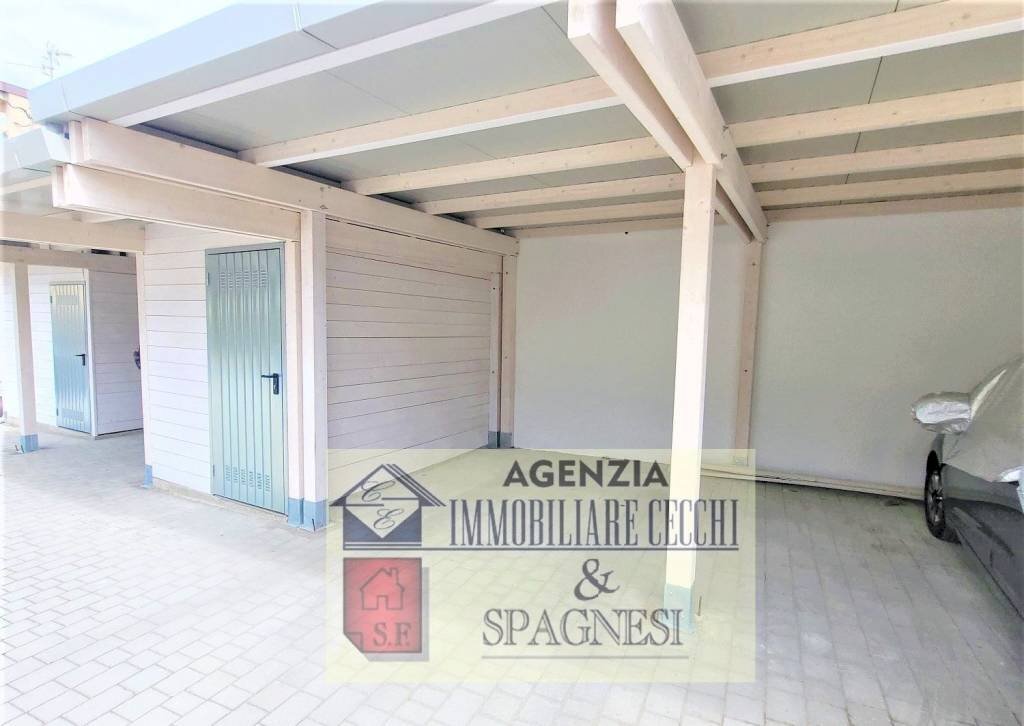 Posto macchina - Four-room apartment via Santa Maria, Campi Bisenzio - photo 3