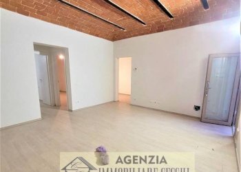 Soggiorno - Quadrilocale via Santa Maria, Campi Bisenzio - foto 29