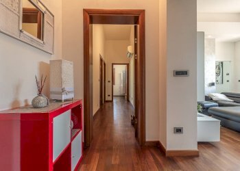 Foto 41 - Villa Via Gallerani
 
2, Terre del Reno - foto 41