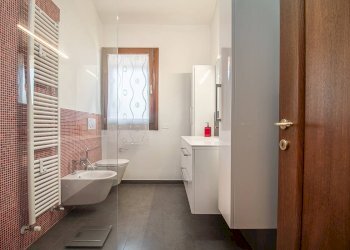 Foto 44 - Villa Via Gallerani
 
2, Terre del Reno - foto 44