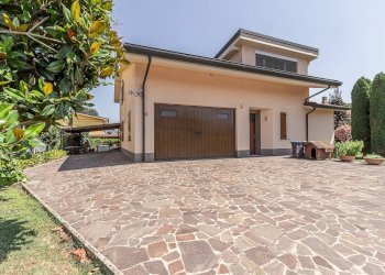 Foto 62 - Villa Via Gallerani
 
2, Terre del Reno - foto 62