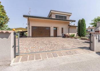 Foto 64 - Villa Via Gallerani
 
2, Terre del Reno - foto 64