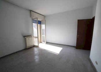 Camera da letto - Bilocale via Montegrappa, 9, Calvignasco - foto 12