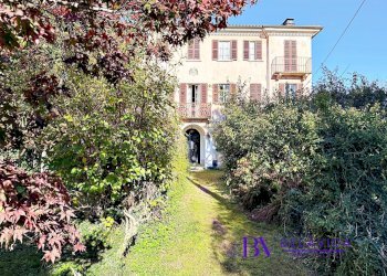 Foto 1 - Villa Via Dottor Secondino Mazzone
 
21, Serravalle Sesia - foto 1