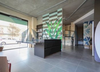 Interno non residenziale - Shop viale Antonio Canova, Cesenatico - photo 1