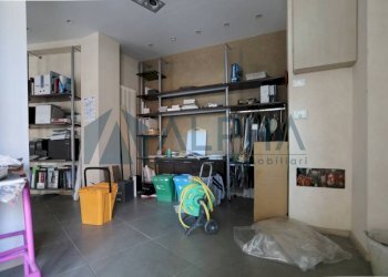 Interno non residenziale - Shop viale Antonio Canova, Cesenatico - photo 7