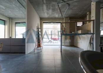 Interno non residenziale - Shop viale Antonio Canova, Cesenatico - photo 9