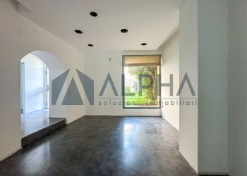 Stanza non arredata - Commercial Activity via Camillo Benso di Cavour, Ravenna - photo 2