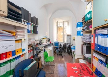 Ripostiglio - Ufficio via al Ponte Reale, 1, Genova (zona Centro Storico) - foto 19