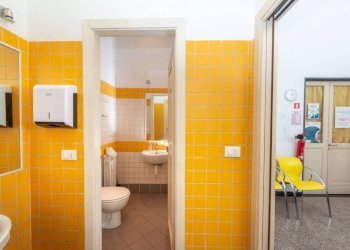 Bagno - Ufficio via al Ponte Reale, 1, Genova (zona Centro Storico) - foto 30