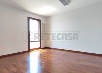 camera - Apartment Via Pesa 1/A, Montebello Vicentino - photo 8