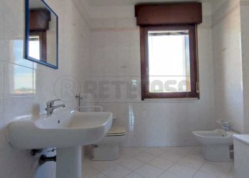 bagno - Apartment Via Pesa 1/A, Montebello Vicentino - photo 9