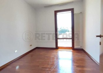 camera - Apartment Via Pesa 1/A, Montebello Vicentino - photo 12