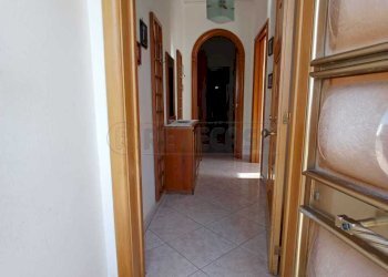 4.jpg - Semi-detached house Via Udine 172, Gallipoli - photo 6
