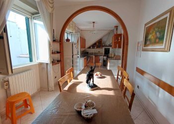 10.jpg - Semi-detached house Via Udine 172, Gallipoli - photo 11