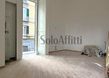 CAMERA DA LETTO - Bilocale Corso Vittorio Emanuele, Napoli (zona Montecalvario) - foto 8
