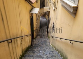 SCALA ESTERNA - Bilocale Corso Vittorio Emanuele, Napoli (zona Montecalvario) - foto 21
