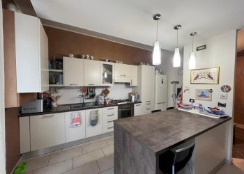 PHOTO-2025-10-21-15-44-15(6).jpg - Appartamento Via XXIV Maggio 140, Novafeltria - foto 16