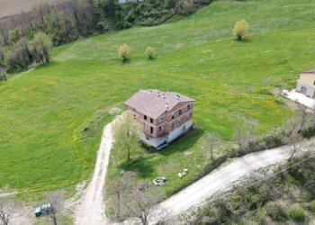 PHOTO-2025-11-12-15-07-52.jpg - Casa indipendente Via Villa Di Pereto 2, Sant'Agata Feltria - foto 18