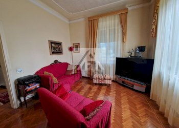 villa-vendia-lucca-fusca_21.jpg - Villa Via Enrico Pea, Lucca - foto 18