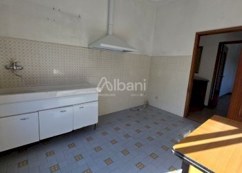 VE435_in vendita pentalocale -ampio appartamento i - Appartamento Vezzano Ligure - foto 4