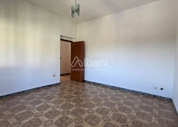 VE435_in vendita pentalocale -ampio appartamento i - Appartamento Vezzano Ligure - foto 8