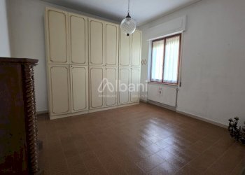 VE435_in vendita pentalocale -ampio appartamento i - Appartamento Vezzano Ligure - foto 13