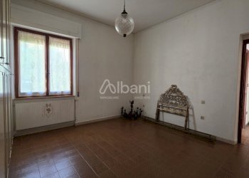 VE435_in vendita pentalocale -ampio appartamento i - Appartamento Vezzano Ligure - foto 15