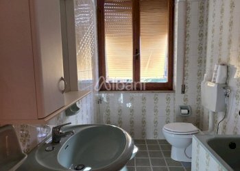 VE435_in vendita pentalocale -ampio appartamento i - Appartamento Vezzano Ligure - foto 18