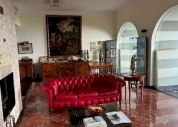 2.jpg - Villa all'asta Via Privata Alfonso Mezzana 5, Pieve Ligure - foto 3