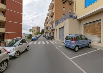 ChatGPT Image 12 nov 2025, 11_17_35.png - Magazzino Via Antonio Burlando 56 R, Genova (zona Staglieno) - foto 1